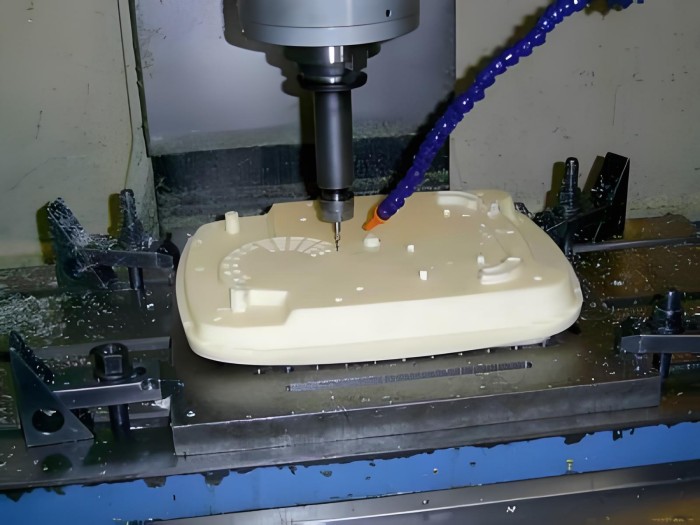 CNC塑料零件的7大优势,助力定制加工组件