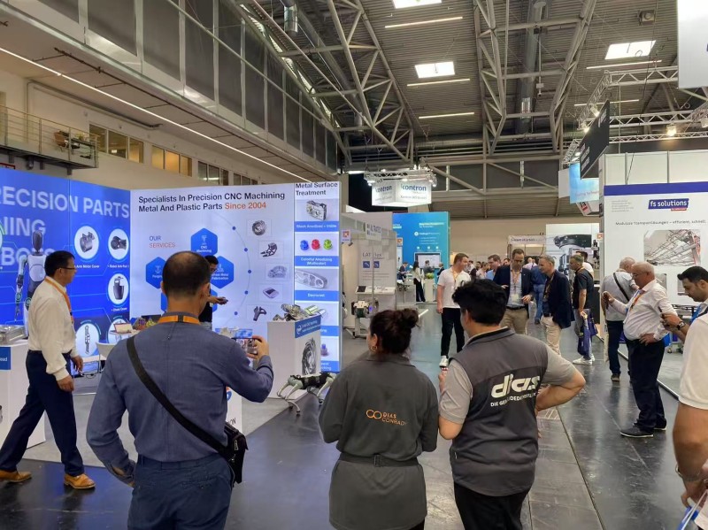 从慕尼黑展会看深圳一鑫精密:定制五金塑胶零配件的专业实力与全球吸引力