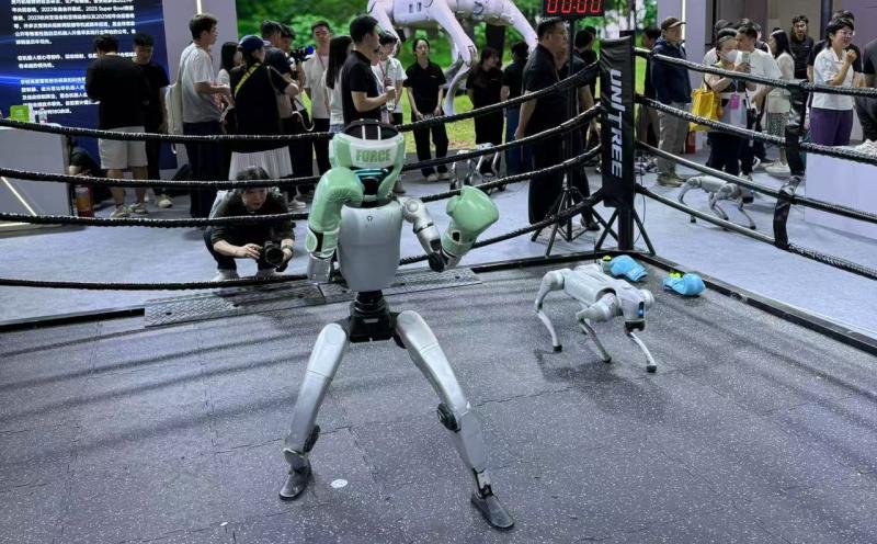 精密关节里的中国制造:一鑫CNC如何支撑人形机器人革命